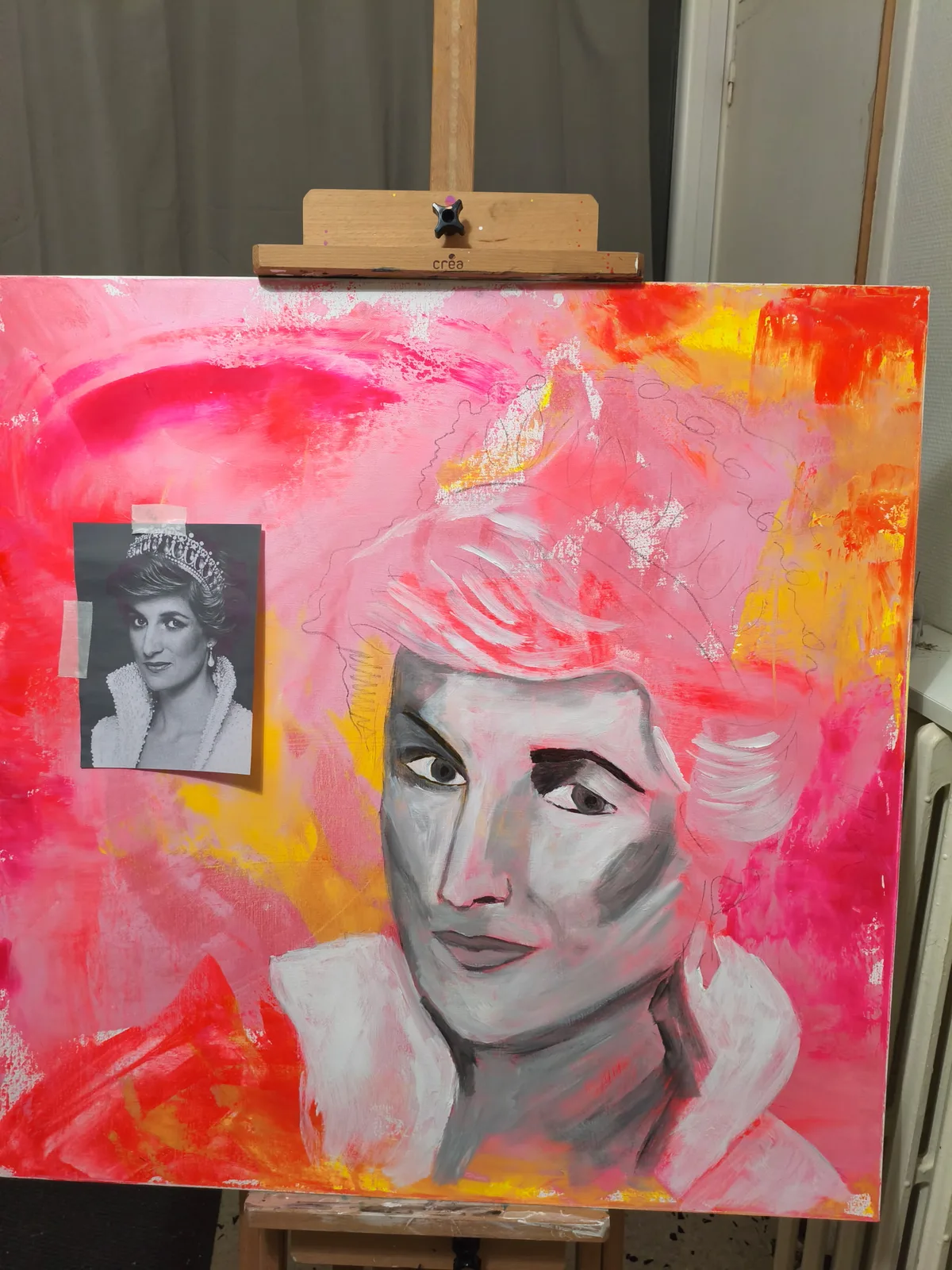Le visage gagne en contraste.